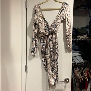 Snakeskin bodycon dress